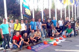 Кропивницький: Коли ж зарплата?
